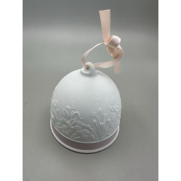 New in Box! Vintage 1991 LLADRO PORCELAIN #7613 SPRING BELL Collectors Society - Picture 4 of 6
